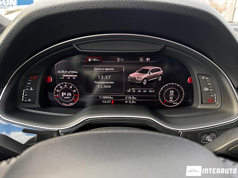 Audi Q7 9 audi q7 2018