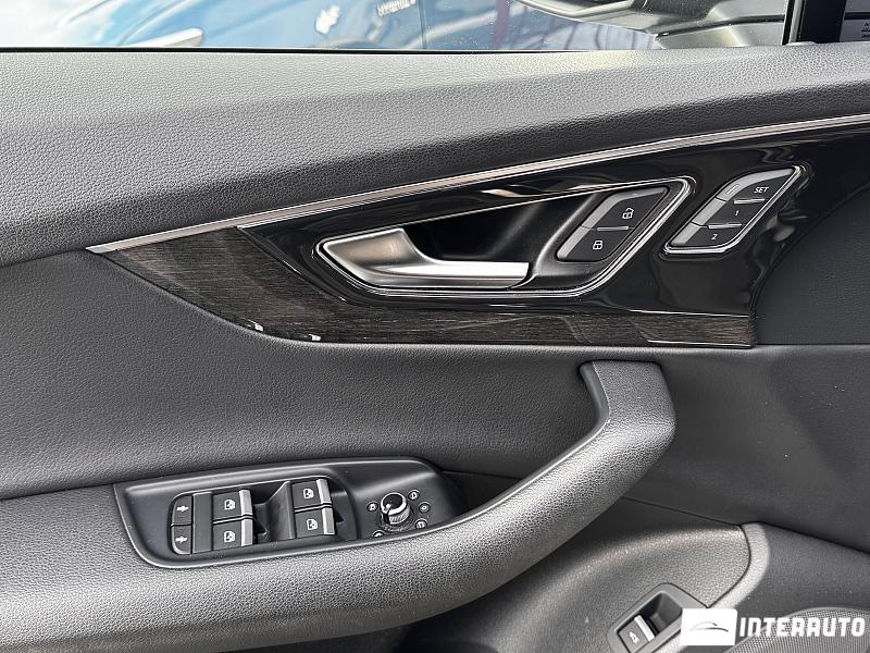 Audi Q7 18 audi q7 2018