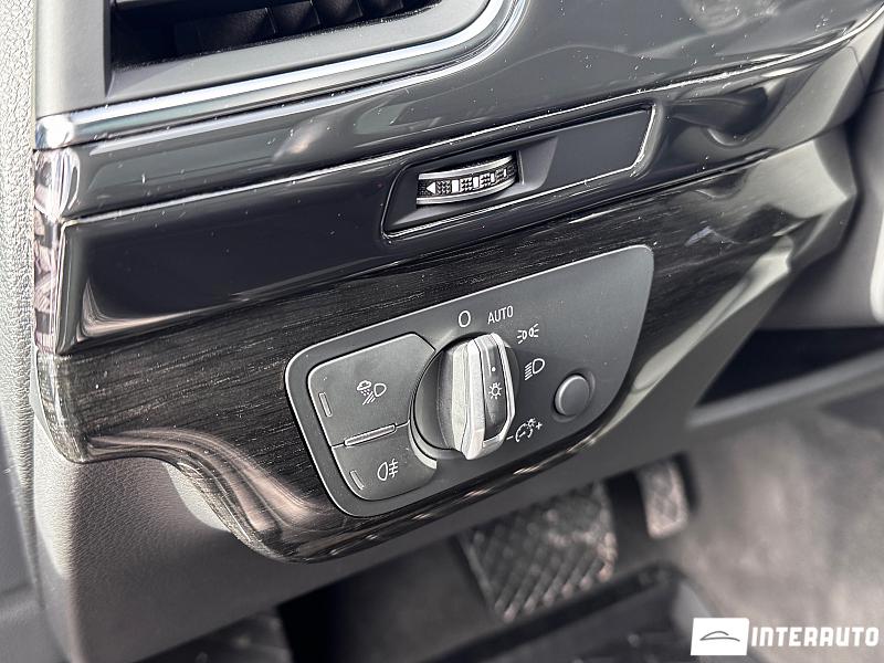 Audi Q7 16 audi q7 2018