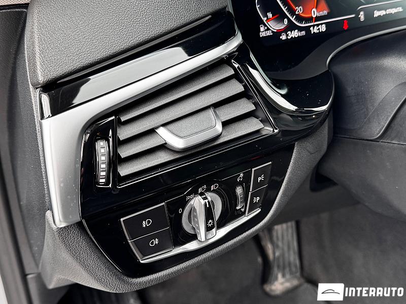 BMW 520 14 bmw 520 2020