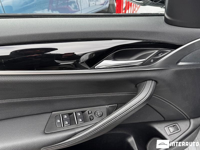 BMW 520 15 bmw 520 2020