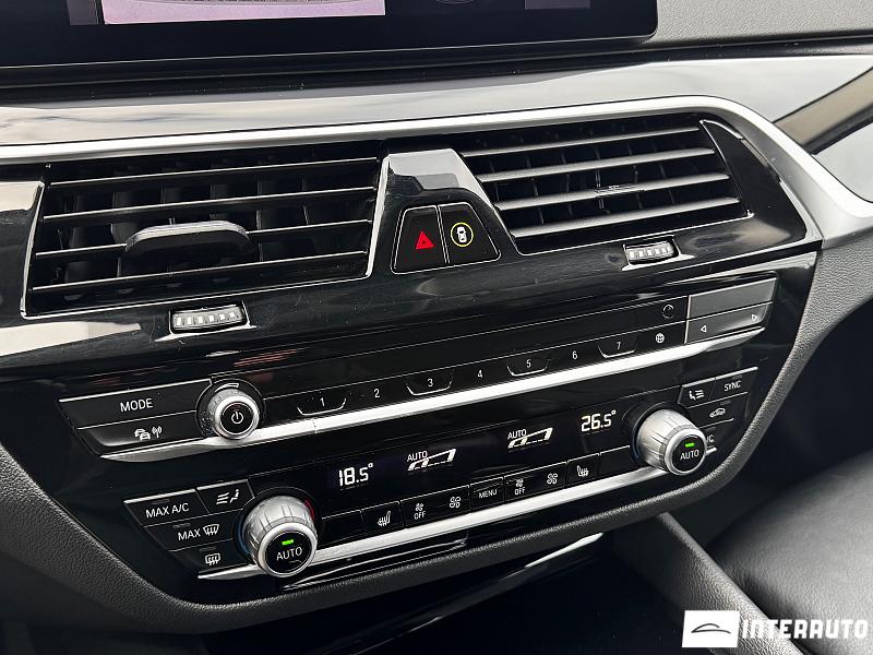 BMW 520 12 bmw 520 2020