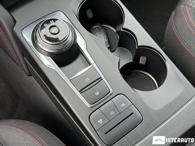 Ford Kuga 17 ford kuga 2021