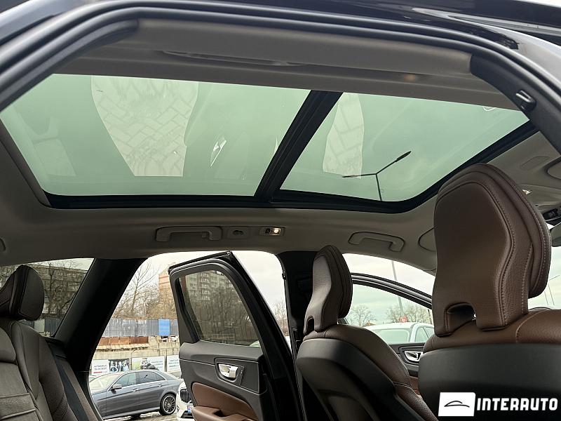 Volvo XC 60 15 volvo xc 60 2020