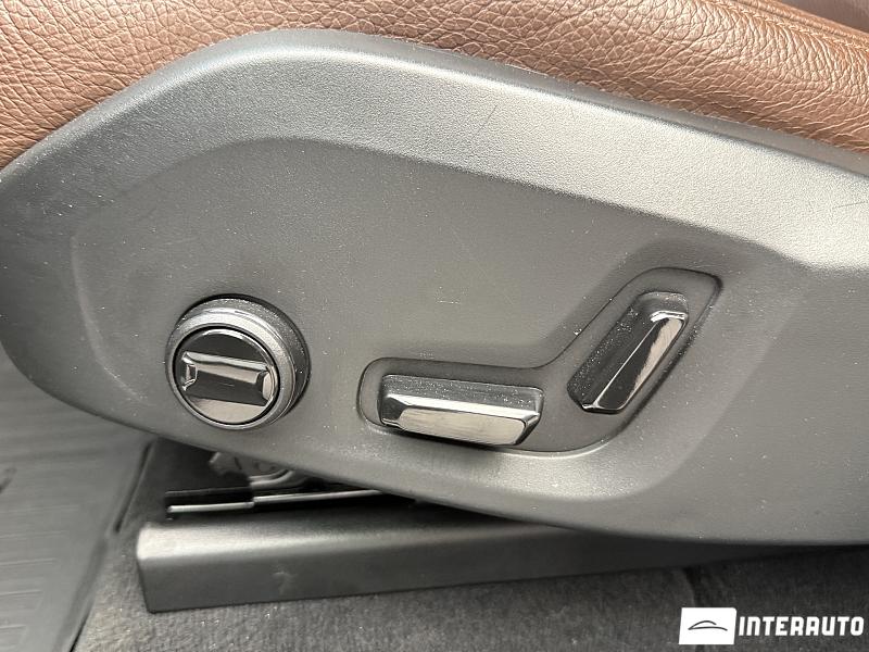 Volvo XC 60 23 volvo xc 60 2020