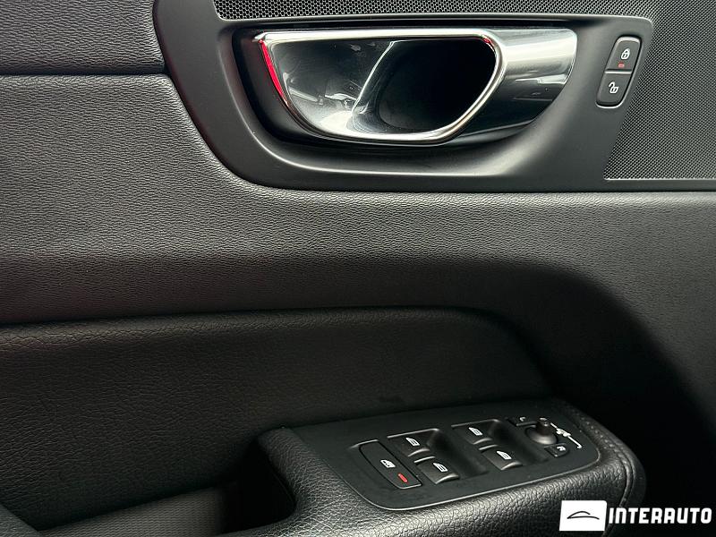 Volvo XC 60 15 volvo xc 60 2018