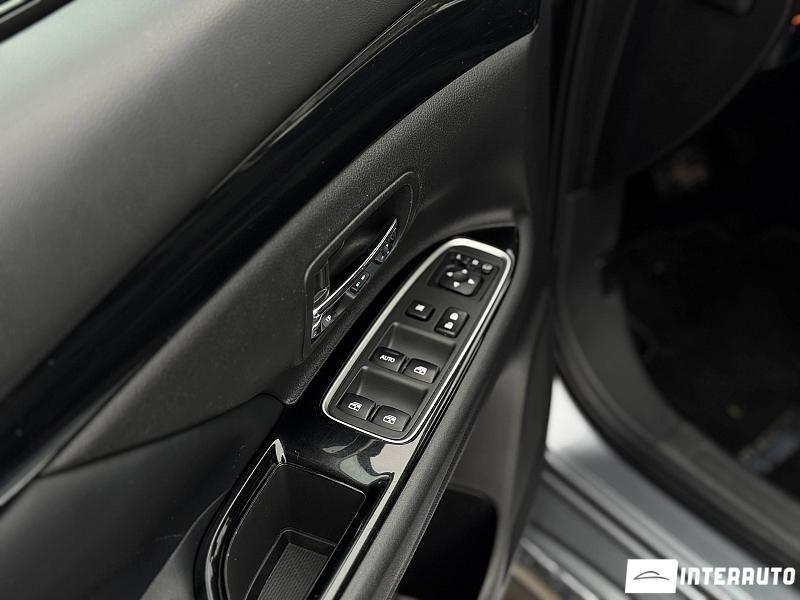 Mitsubishi Outlander 17 mitsubishi outlander 2015