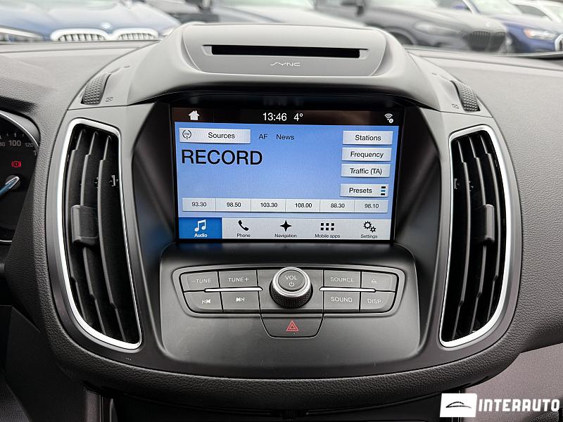 Ford C-MAX 9 ford c-max 2017